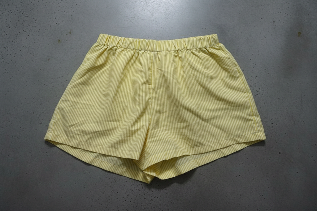 Shein - Woven Striped Shorts (M)
