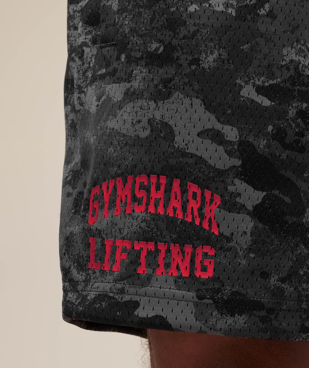 Gymshark - Lifting Mesh 7” Shorts (L)