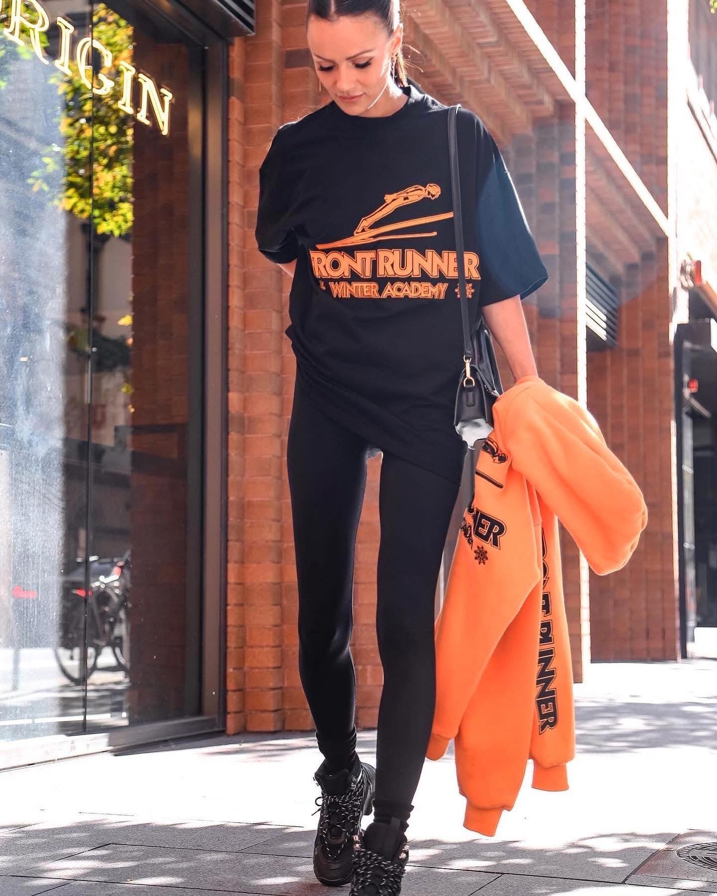 Front Runner - Winter Academy Tee (L)