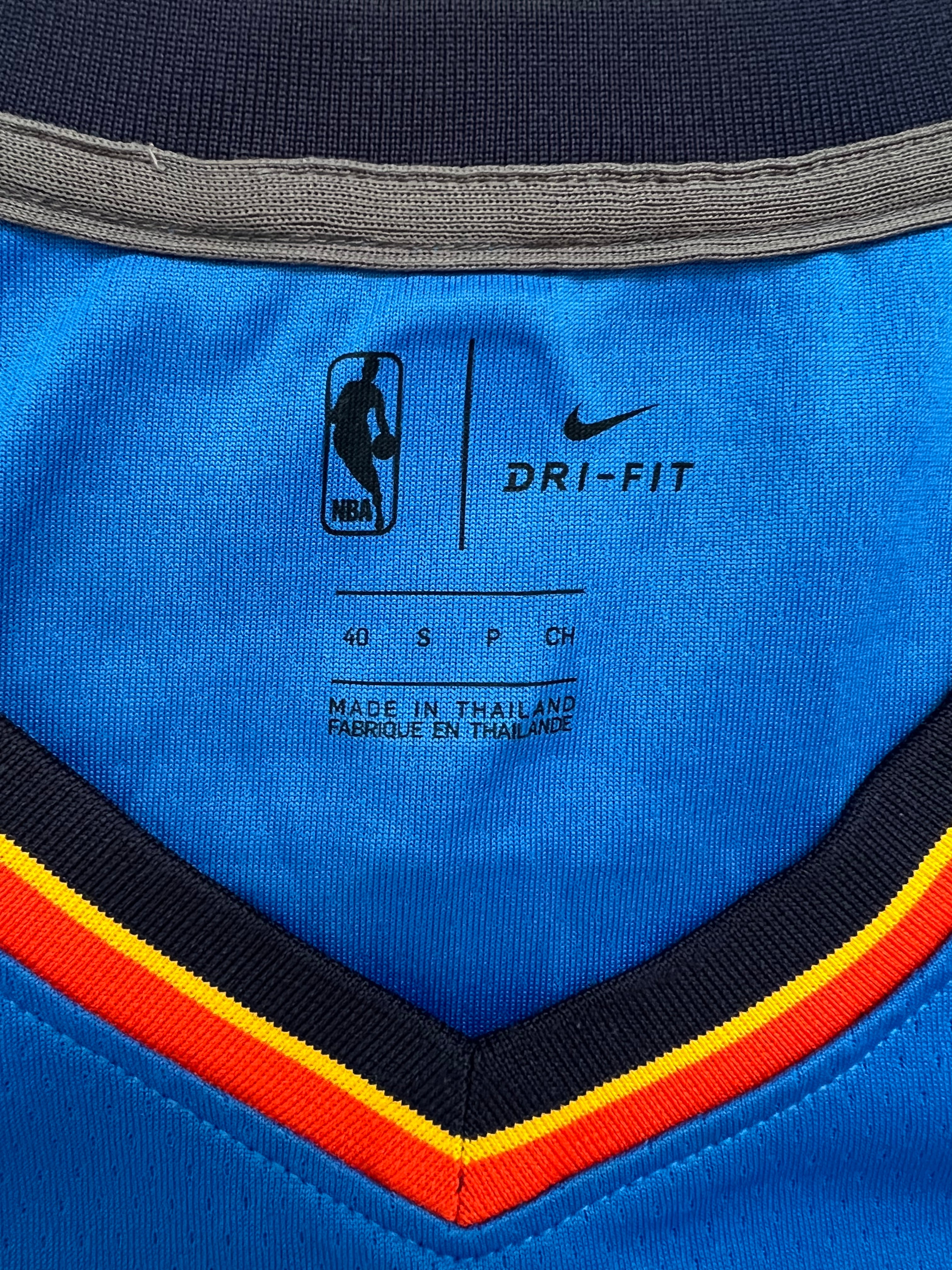 Nike - Oklahoma City Thunder Carmelo Anthony Swingman Jersey (S)