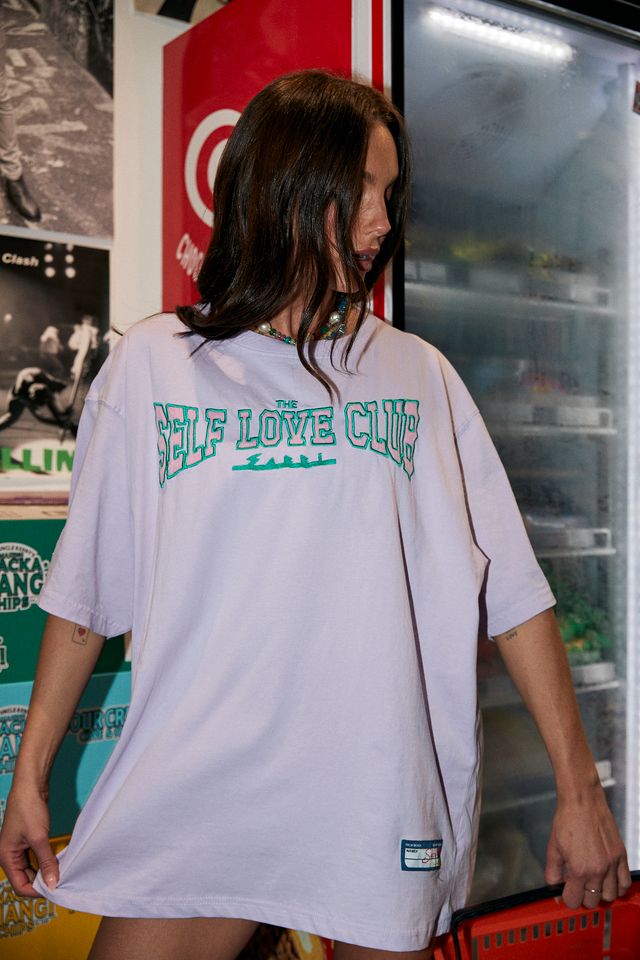 Sabbi - The Very Oversized Self Love Club Tee (S)