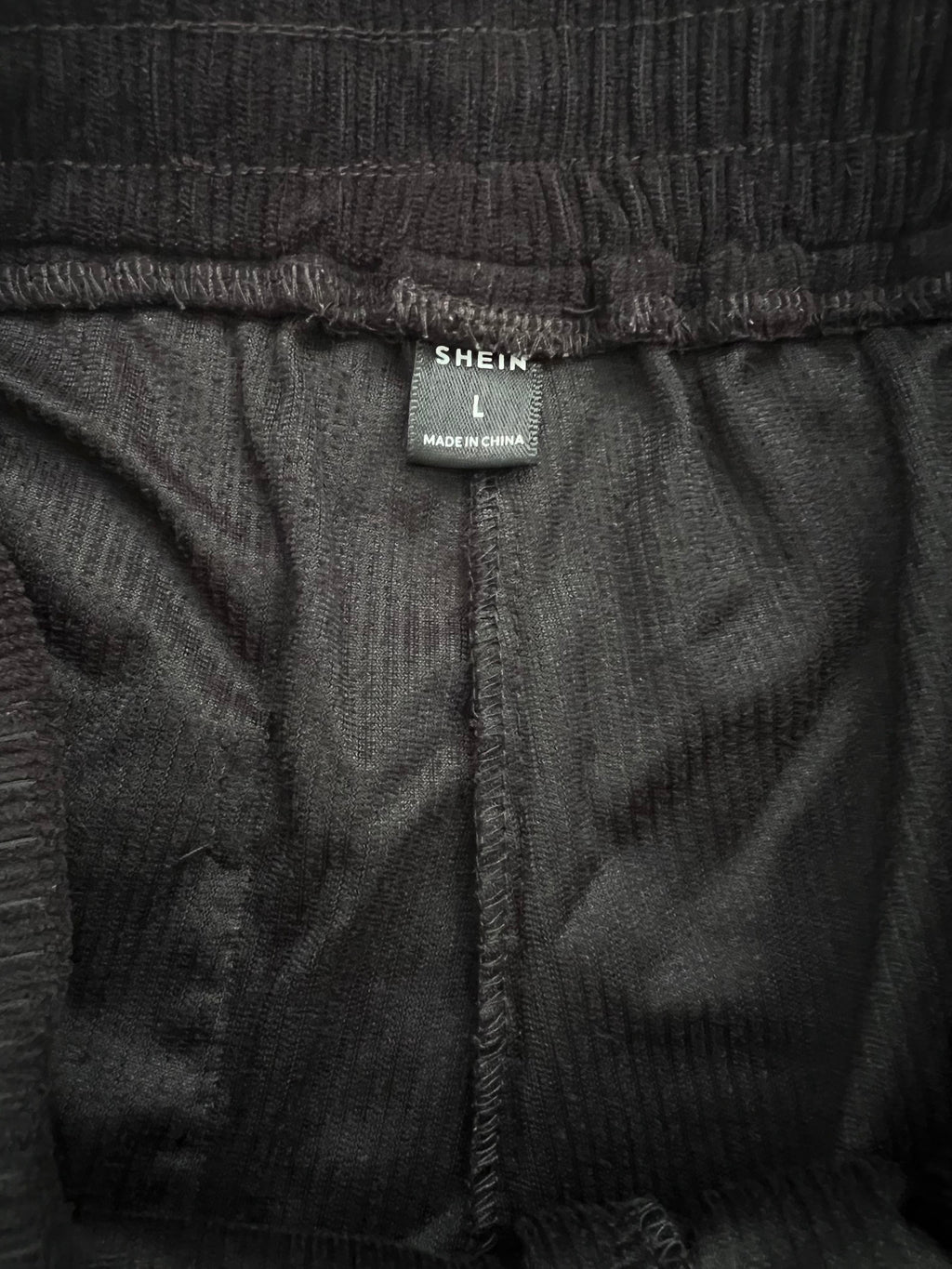 Shein - Loose Fit Corduroy Shorts (L)