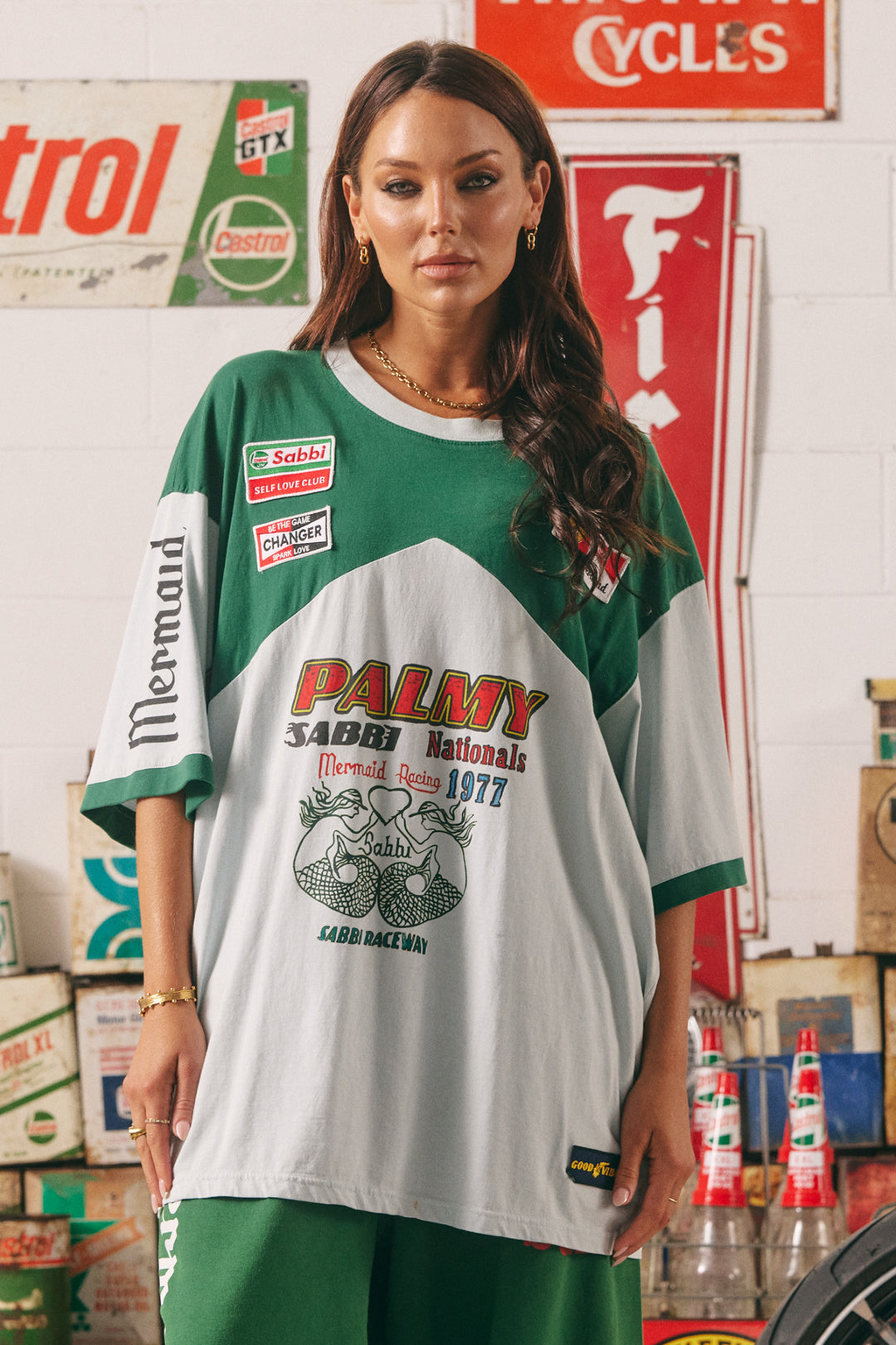 Sabbi - The Very Oversized Mermaid Racing Tee (L)