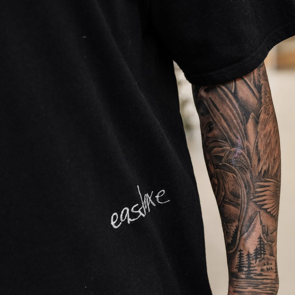 Eastaxe - Unisex Script Tee (XS)