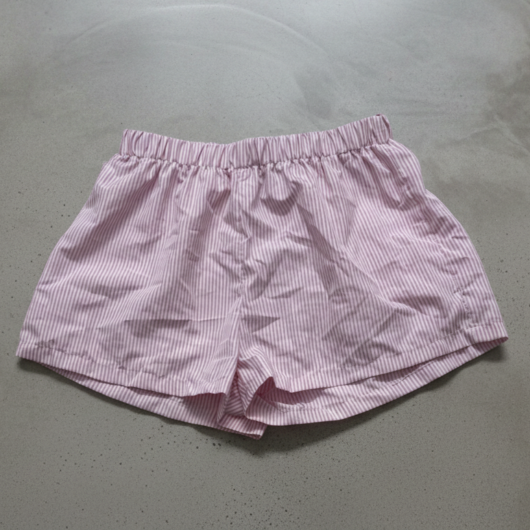 Shein - Woven Striped Shorts (M)